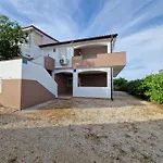 Ema Erste Etage Mit Offener Terrasse By Interhome Apartament