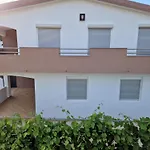 Ema Erste Etage Mit Offener Terrasse By Interhome Apartament