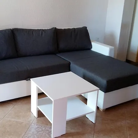 Ema Erste Etage Mit Offener Terrasse By Interhome דירה